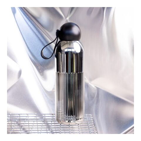 Sagaform Bouteille en acier Tekla chromé (recyclé) 500 ml Chrome | sans marquage | non disponible | non disponible