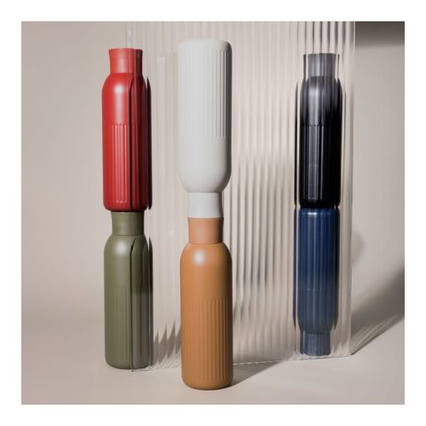 Sagaform Tekla Bouteille en acier avec bouchon poussoir (recyclé) 500 ml Noir | sans marquage | non disponible | non disponible