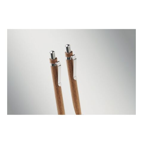 Set de stylos et crayons bois