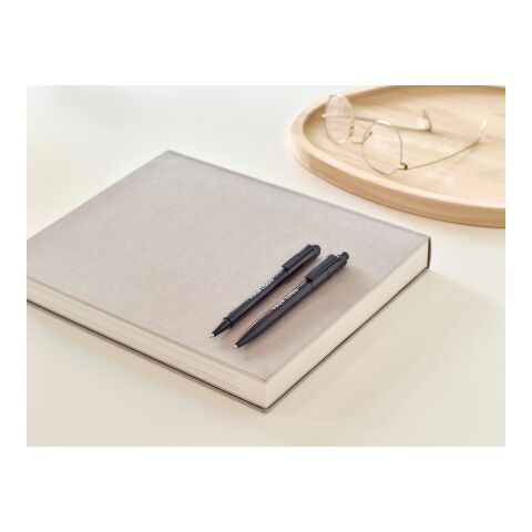 Stylo bille en plastique Stilolinea Baron Extra noir | sans marquage | non disponible | non disponible