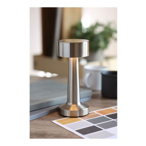 Lampe de table rechargeable argent mate | sans marquage | non disponible | non disponible | non disponible