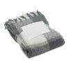 Couverture en mohair à carreaux gris | sans marquage | non disponible | non disponible | non disponible