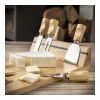 Plateau à fromages en bois marron | sans marquage | non disponible | non disponible