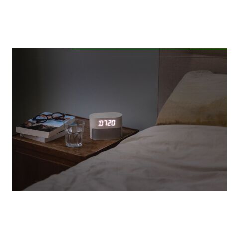 Réveil à bruit blanc en plastique recyclé RCS LumaRise beige | sans marquage | non disponible | non disponible