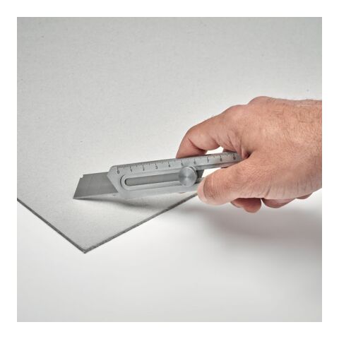 Cutter rétractable multi-outils argent mate | sans marquage | non disponible | non disponible