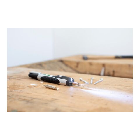 Tournevis, niveau à bulle noir/argent | sans marquage | non disponible | non disponible