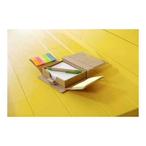 Etui en carton contenant 150 papiers repositionnables vert clair | sans marquage | non disponible | non disponible